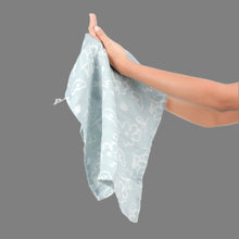 JACQUARD FLORAL HAND TOWEL