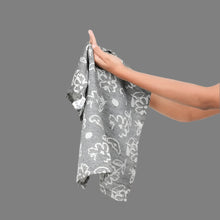 JACQUARD FLORAL HAND TOWEL