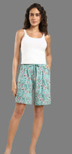 PRINTED SHORTS