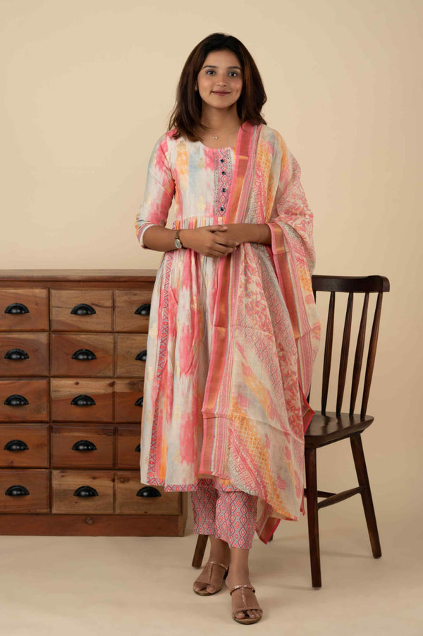 Women's Multicolor Silk Blend Three Quarter Sleeve Kurti Set - mymaa