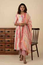 Women's Multicolor Silk Blend Three Quarter Sleeve Kurti Set - mymaa