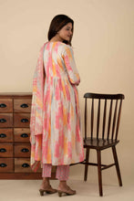Women's Multicolor Silk Blend Three Quarter Sleeve Kurti Set - mymaa