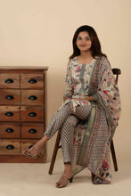 Grey Floral-Designed Kurti Set - mymaa