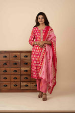 Red & Pink Modal Silk Kurti Set - mymaa